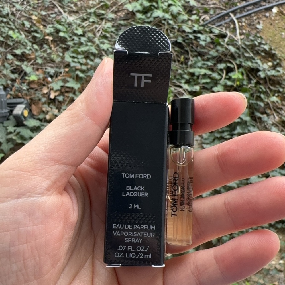 New Tom Ford Black Lacquer Eau de Parfum Sample Spray .06oz, 2ml NIB - Picture 1 of 1